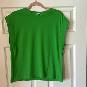 ZARA SLEEVELESS GREEN SLEEVELESS TOP MEDIUM
